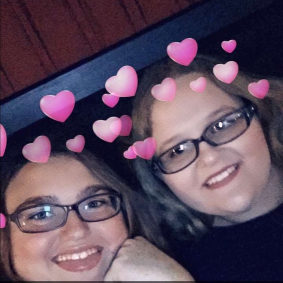 Meet your Posher, Shelby - Picture 1 of 1